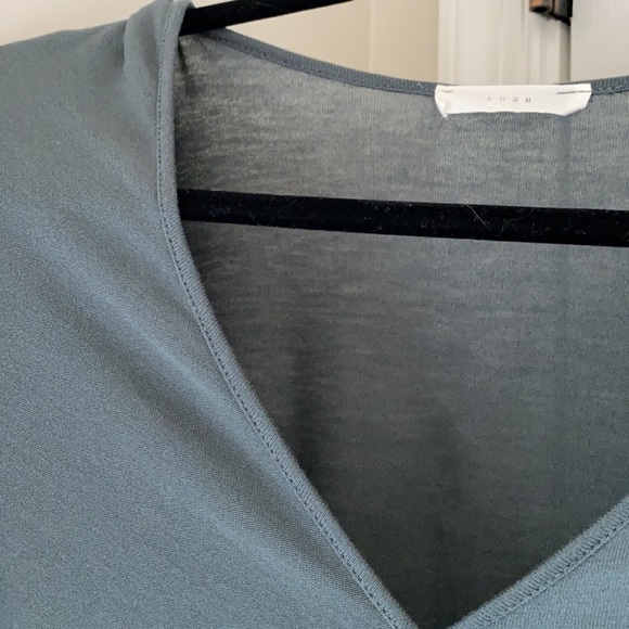 Green cross shirt M - Picture 2 of 3